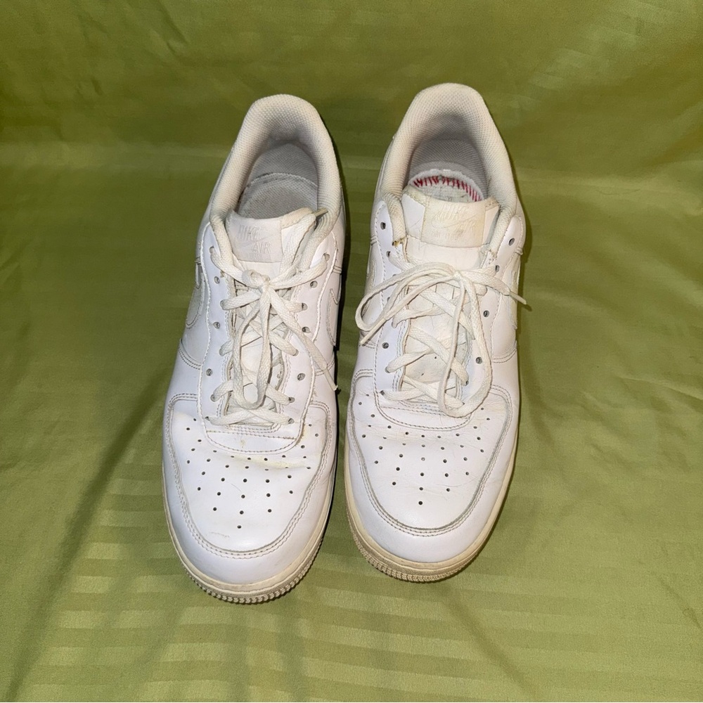 White Nike Air Force 1 Sneakers